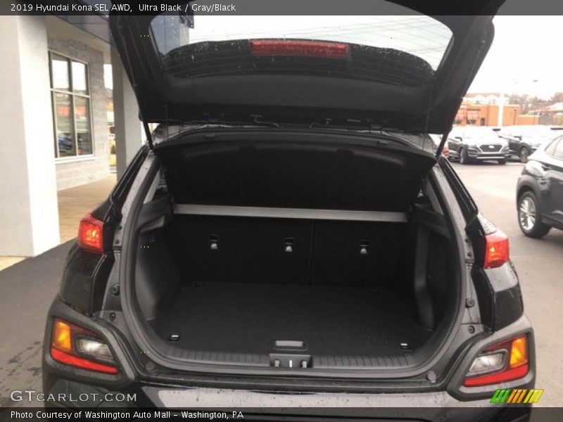  2019 Kona SEL AWD Trunk