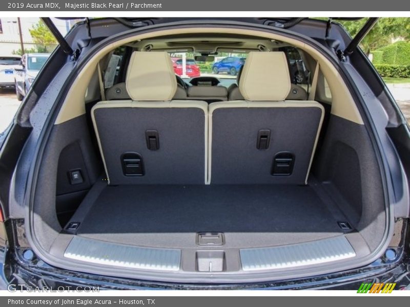 Majestic Black Pearl / Parchment 2019 Acura MDX