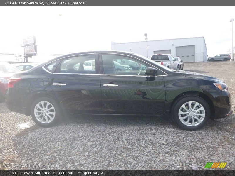 Super Black / Charcoal 2019 Nissan Sentra SV