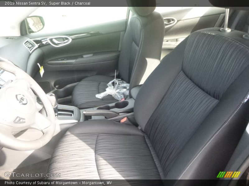 Super Black / Charcoal 2019 Nissan Sentra SV