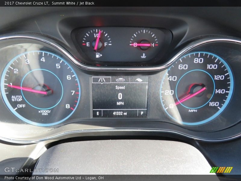 Summit White / Jet Black 2017 Chevrolet Cruze LT