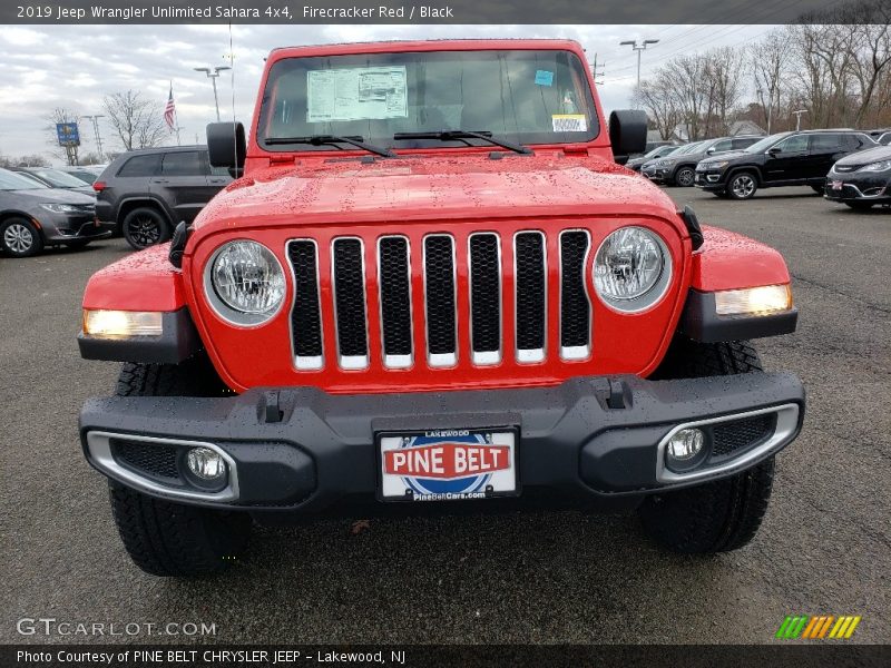 Firecracker Red / Black 2019 Jeep Wrangler Unlimited Sahara 4x4