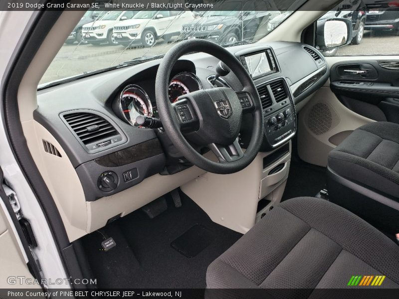 White Knuckle / Black/Light Graystone 2019 Dodge Grand Caravan SE