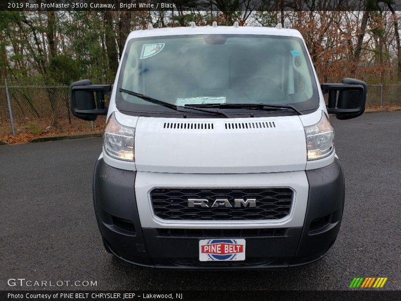 Bright White / Black 2019 Ram ProMaster 3500 Cutaway