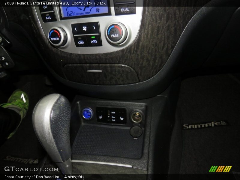 Ebony Black / Black 2009 Hyundai Santa Fe Limited 4WD