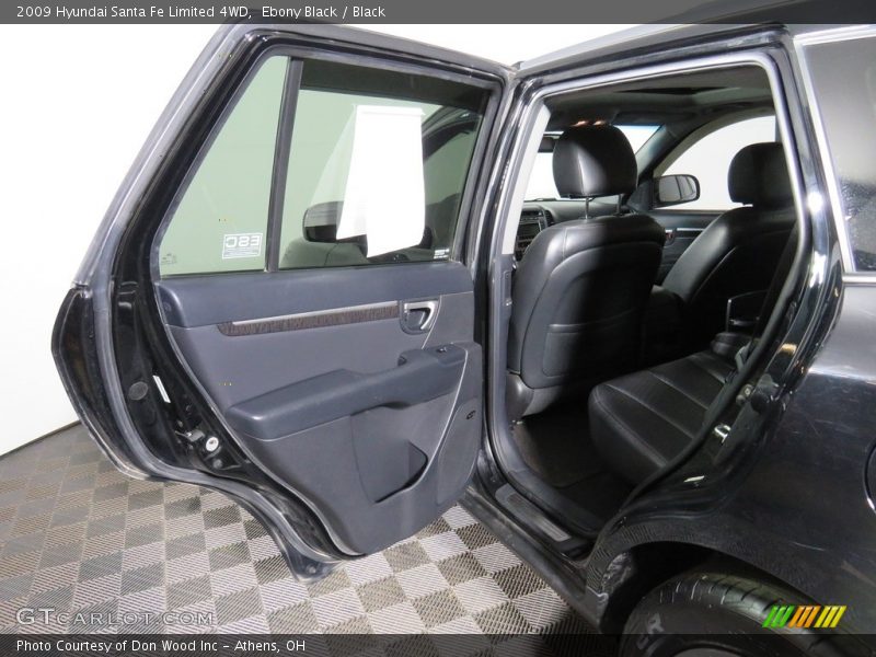 Ebony Black / Black 2009 Hyundai Santa Fe Limited 4WD