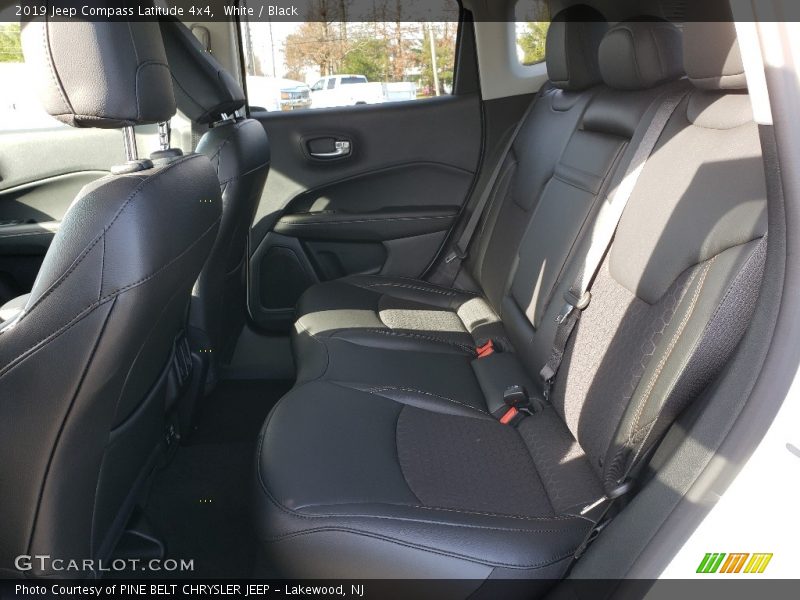White / Black 2019 Jeep Compass Latitude 4x4