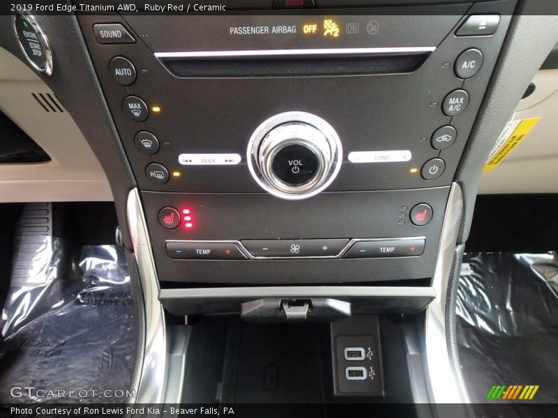 Ruby Red / Ceramic 2019 Ford Edge Titanium AWD