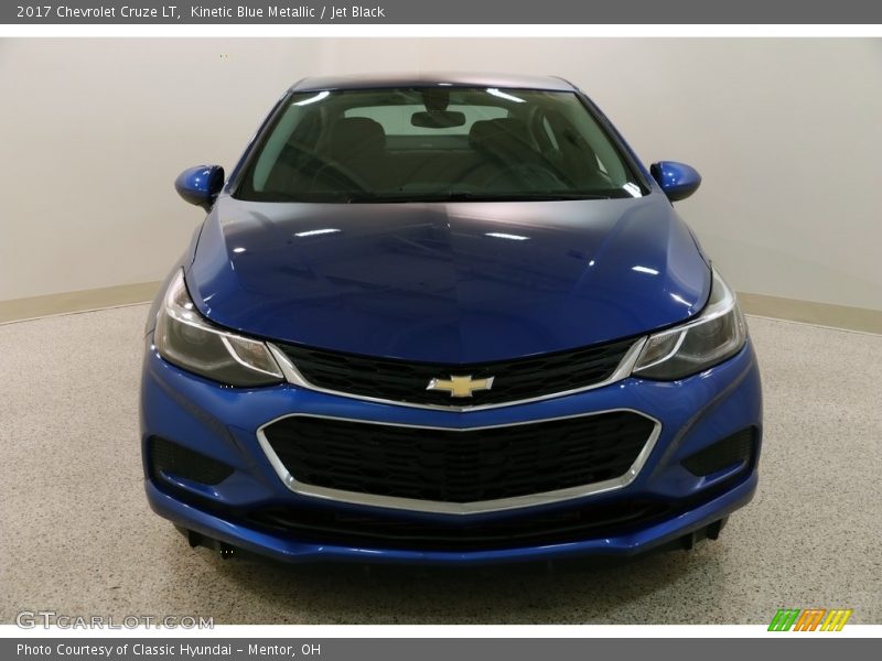 Kinetic Blue Metallic / Jet Black 2017 Chevrolet Cruze LT