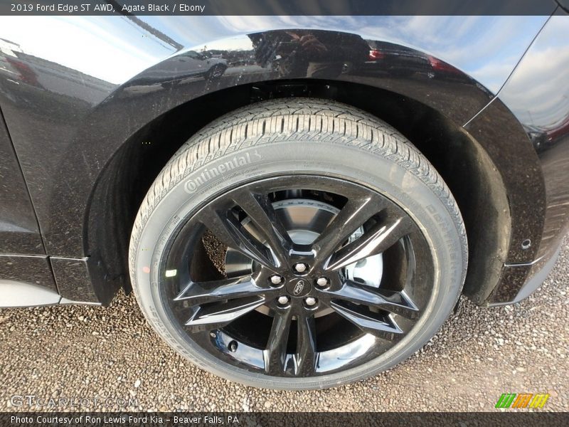  2019 Edge ST AWD Wheel