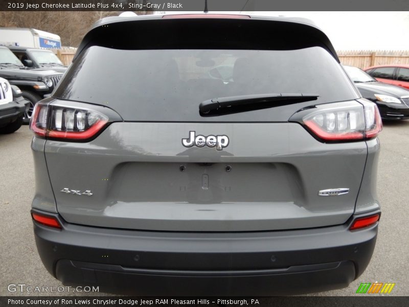 Sting-Gray / Black 2019 Jeep Cherokee Latitude Plus 4x4