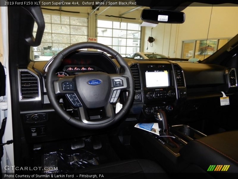 Oxford White / Sport Black/Red 2019 Ford F150 XLT Sport SuperCrew 4x4