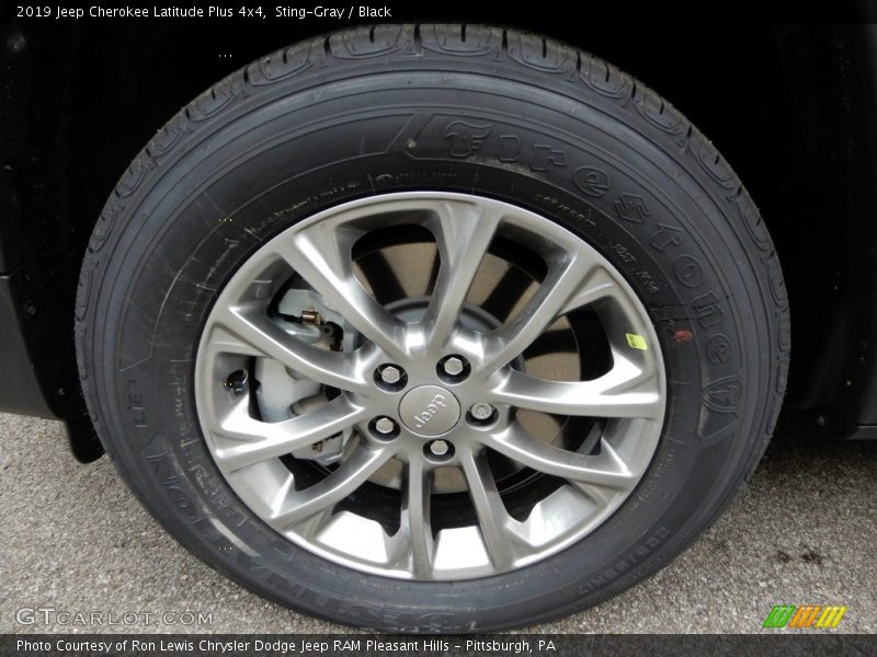Sting-Gray / Black 2019 Jeep Cherokee Latitude Plus 4x4