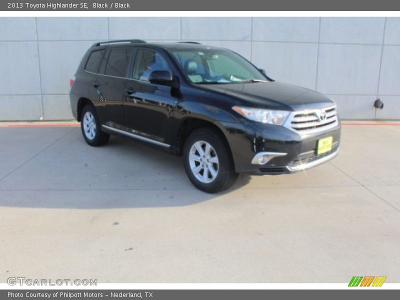 Black / Black 2013 Toyota Highlander SE