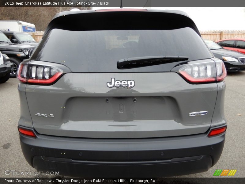 Sting-Gray / Black 2019 Jeep Cherokee Latitude Plus 4x4