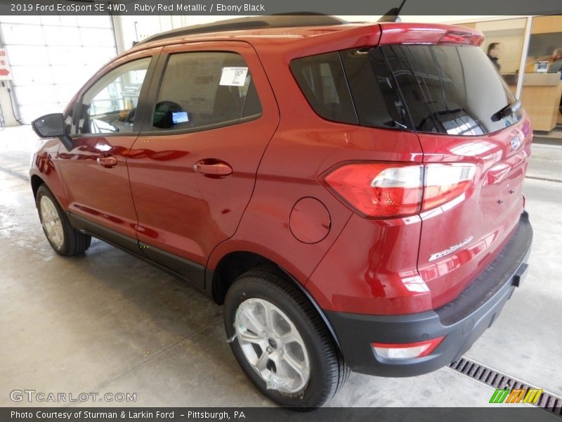 Ruby Red Metallic / Ebony Black 2019 Ford EcoSport SE 4WD
