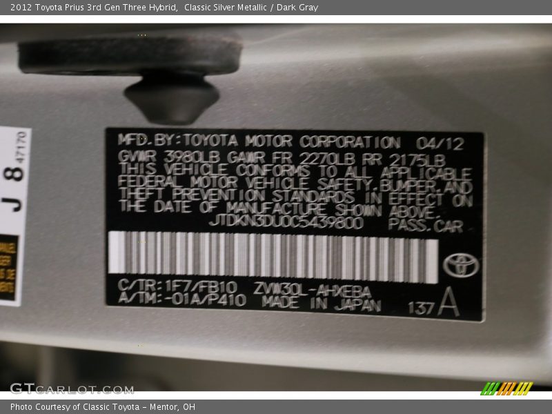Classic Silver Metallic / Dark Gray 2012 Toyota Prius 3rd Gen Three Hybrid