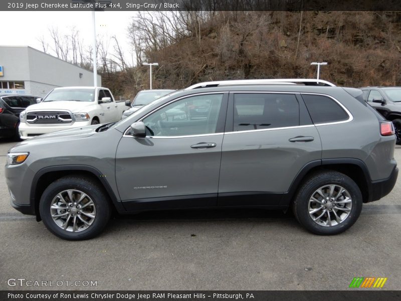  2019 Cherokee Latitude Plus 4x4 Sting-Gray