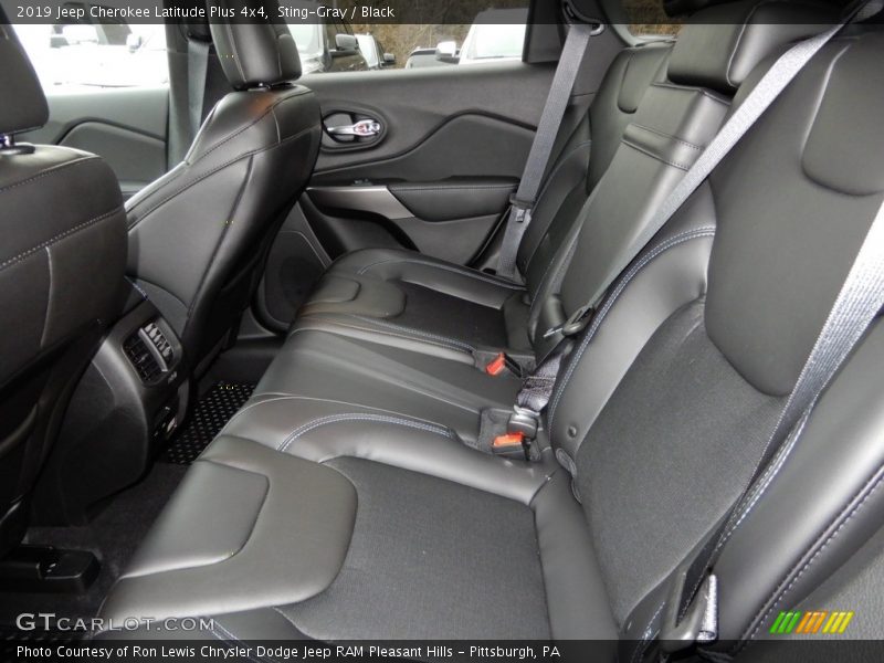 Sting-Gray / Black 2019 Jeep Cherokee Latitude Plus 4x4