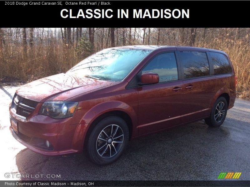 Octane Red Pearl / Black 2018 Dodge Grand Caravan SE