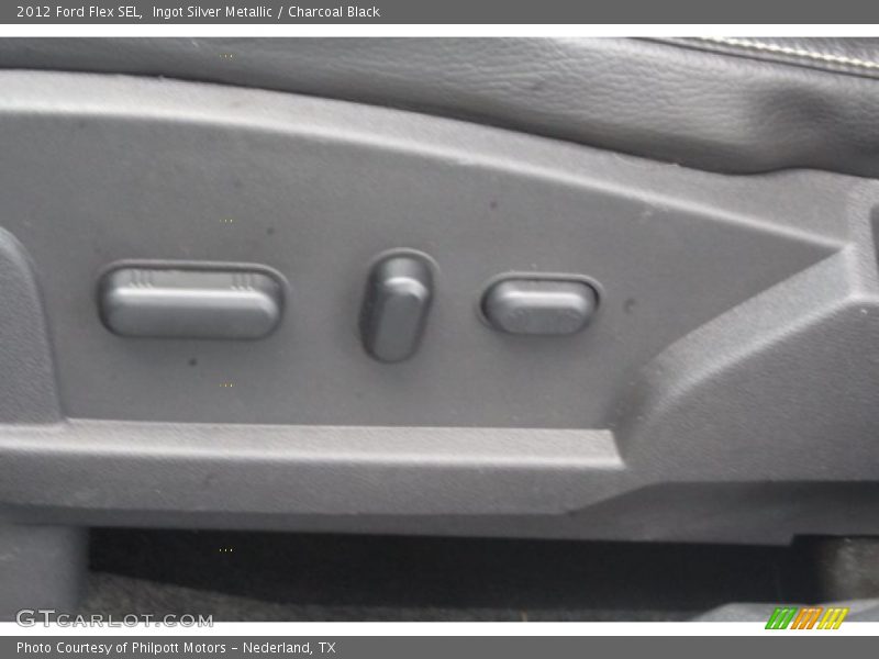 Ingot Silver Metallic / Charcoal Black 2012 Ford Flex SEL