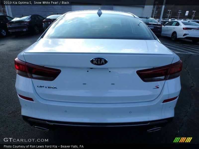 Snow White Pearl / Black 2019 Kia Optima S