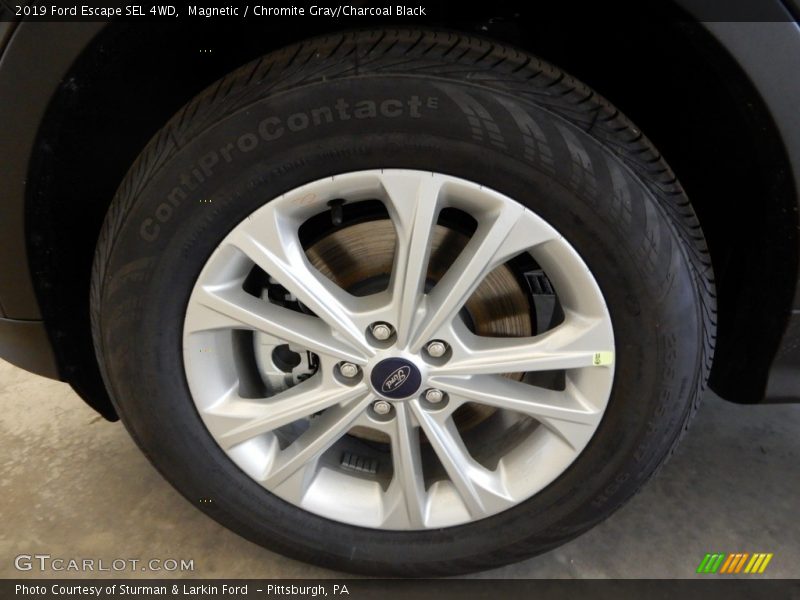 Magnetic / Chromite Gray/Charcoal Black 2019 Ford Escape SEL 4WD