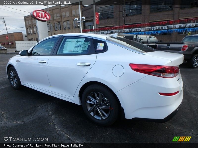 Snow White Pearl / Black 2019 Kia Optima LX