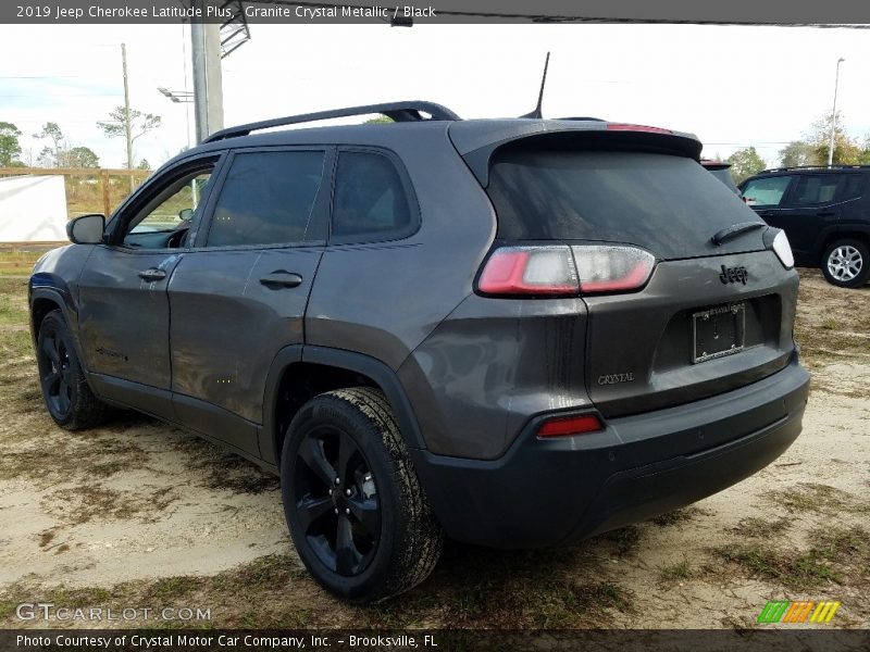 Granite Crystal Metallic / Black 2019 Jeep Cherokee Latitude Plus