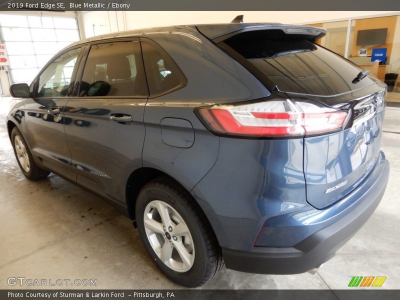 Blue Metallic / Ebony 2019 Ford Edge SE