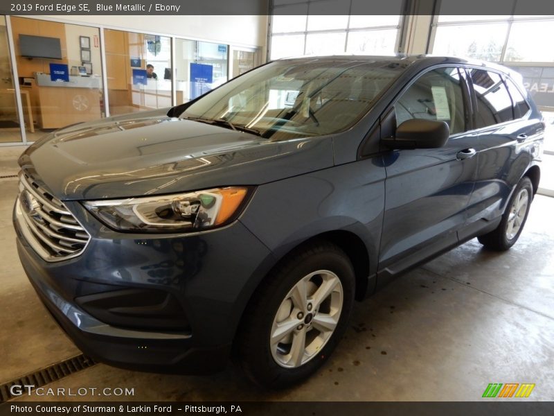 Blue Metallic / Ebony 2019 Ford Edge SE