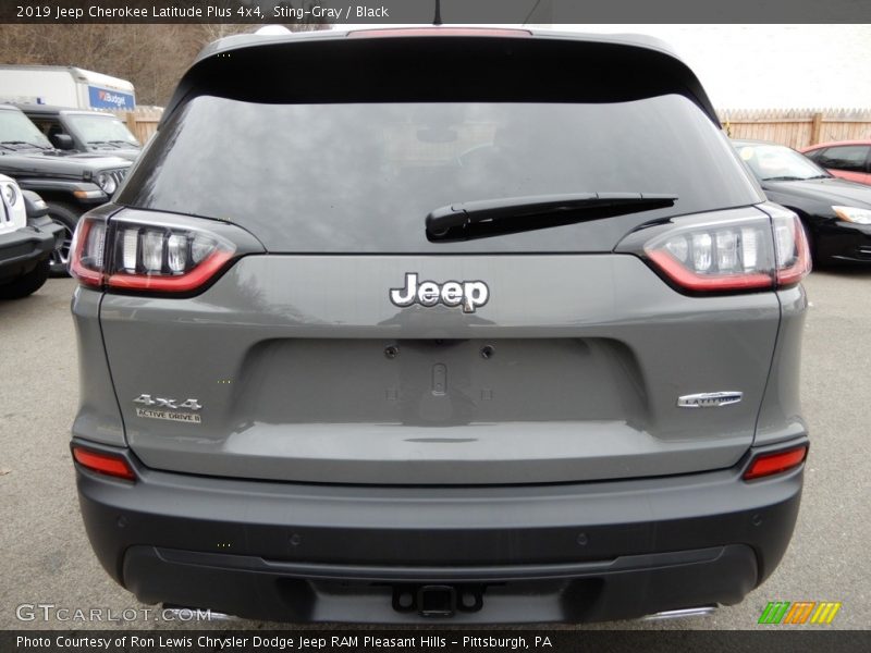 Sting-Gray / Black 2019 Jeep Cherokee Latitude Plus 4x4