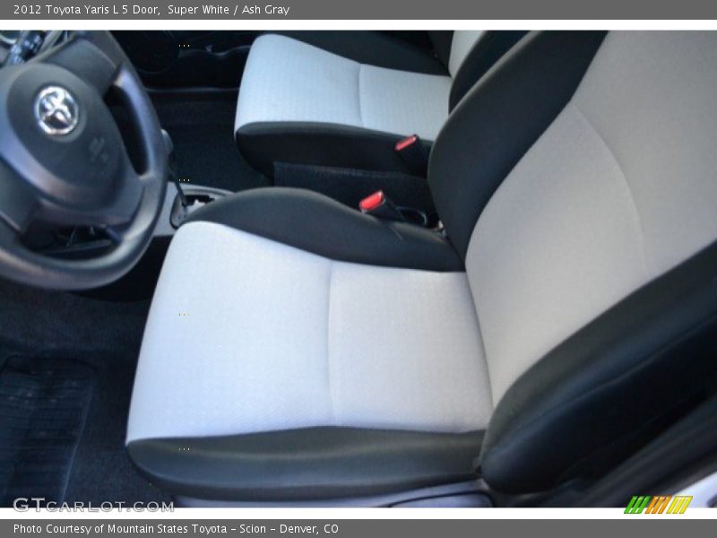 Super White / Ash Gray 2012 Toyota Yaris L 5 Door