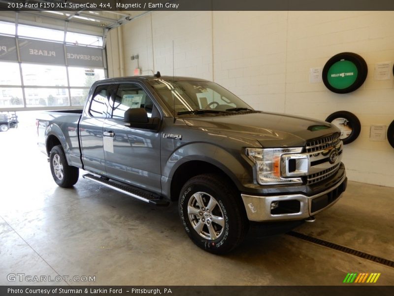 Magnetic / Earth Gray 2019 Ford F150 XLT SuperCab 4x4