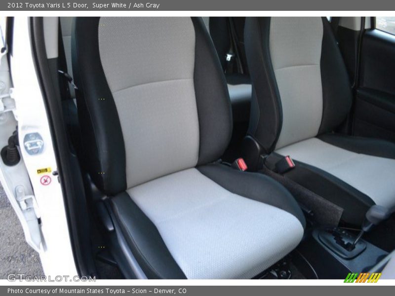 Super White / Ash Gray 2012 Toyota Yaris L 5 Door