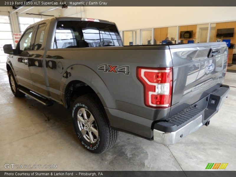 Magnetic / Earth Gray 2019 Ford F150 XLT SuperCab 4x4