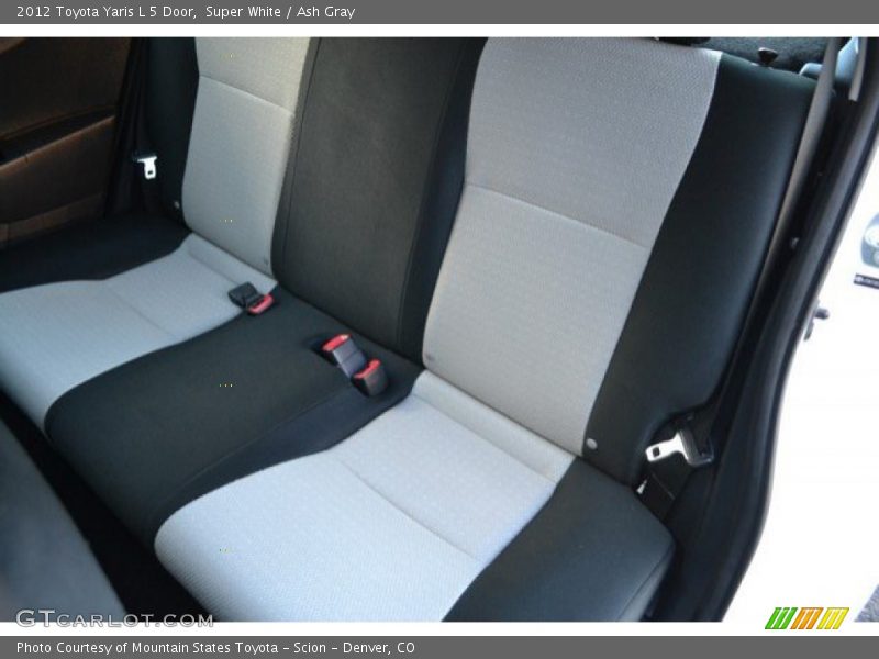 Super White / Ash Gray 2012 Toyota Yaris L 5 Door
