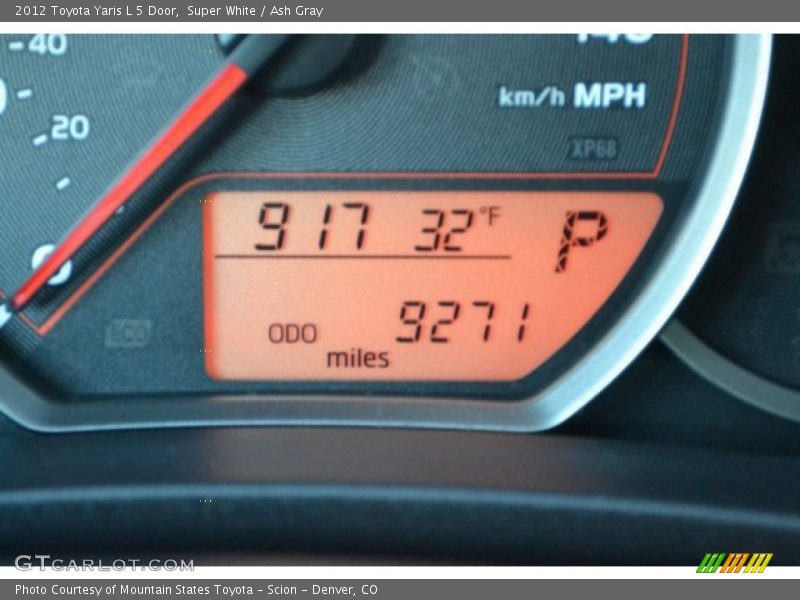 Super White / Ash Gray 2012 Toyota Yaris L 5 Door