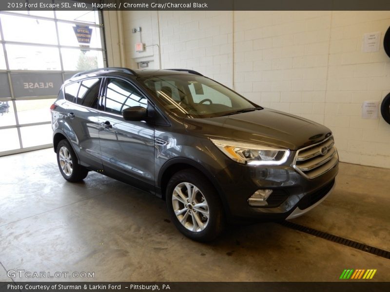 Magnetic / Chromite Gray/Charcoal Black 2019 Ford Escape SEL 4WD