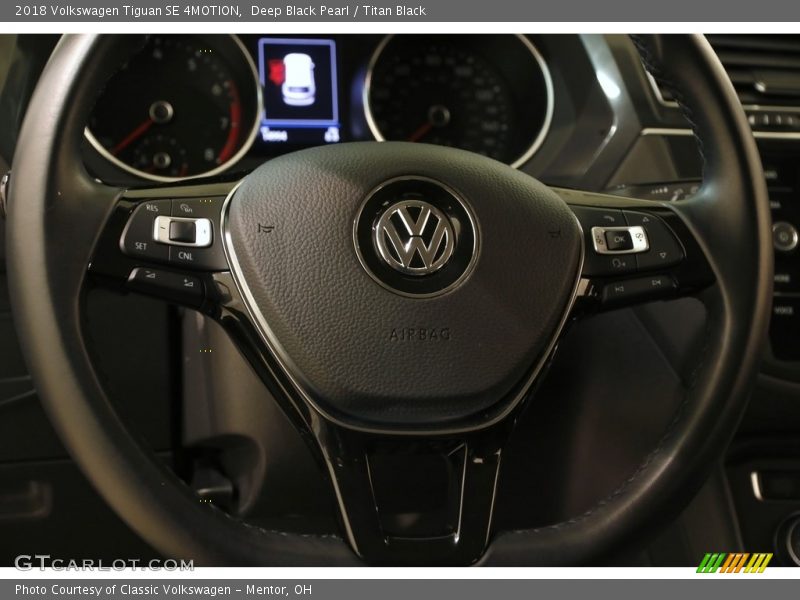 Deep Black Pearl / Titan Black 2018 Volkswagen Tiguan SE 4MOTION