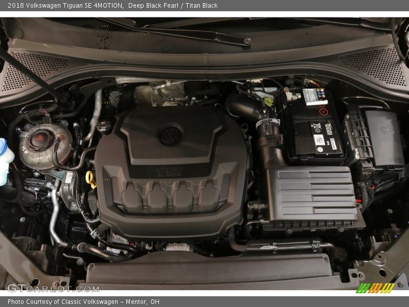 Deep Black Pearl / Titan Black 2018 Volkswagen Tiguan SE 4MOTION