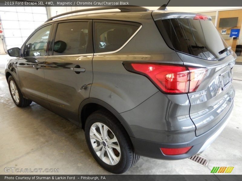 Magnetic / Chromite Gray/Charcoal Black 2019 Ford Escape SEL 4WD