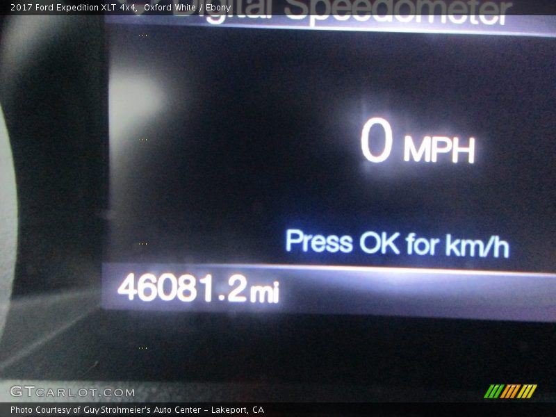 Oxford White / Ebony 2017 Ford Expedition XLT 4x4