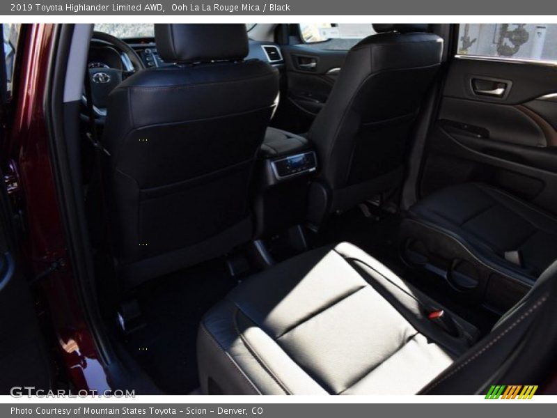 Ooh La La Rouge Mica / Black 2019 Toyota Highlander Limited AWD