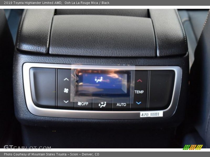 Ooh La La Rouge Mica / Black 2019 Toyota Highlander Limited AWD