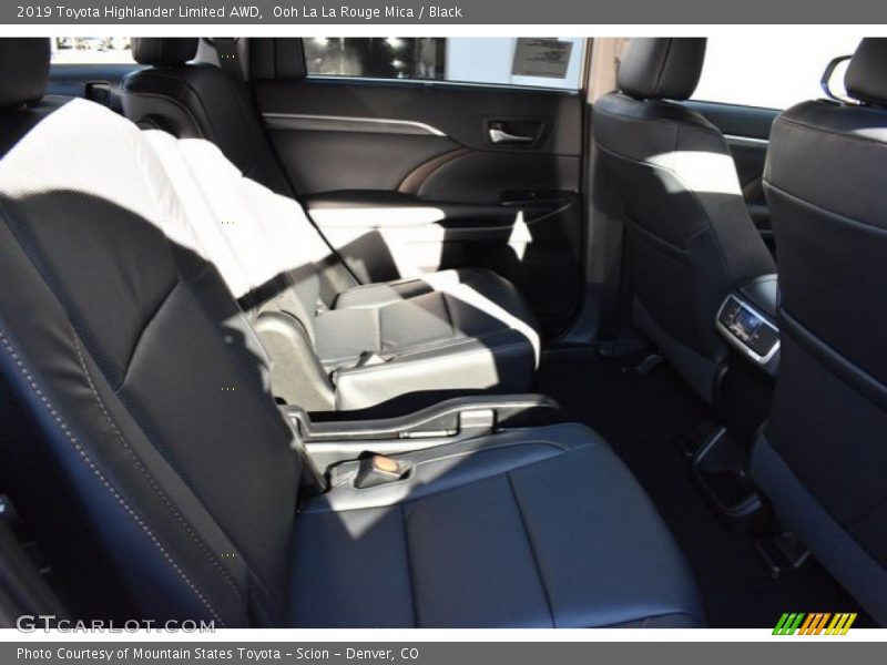 Ooh La La Rouge Mica / Black 2019 Toyota Highlander Limited AWD