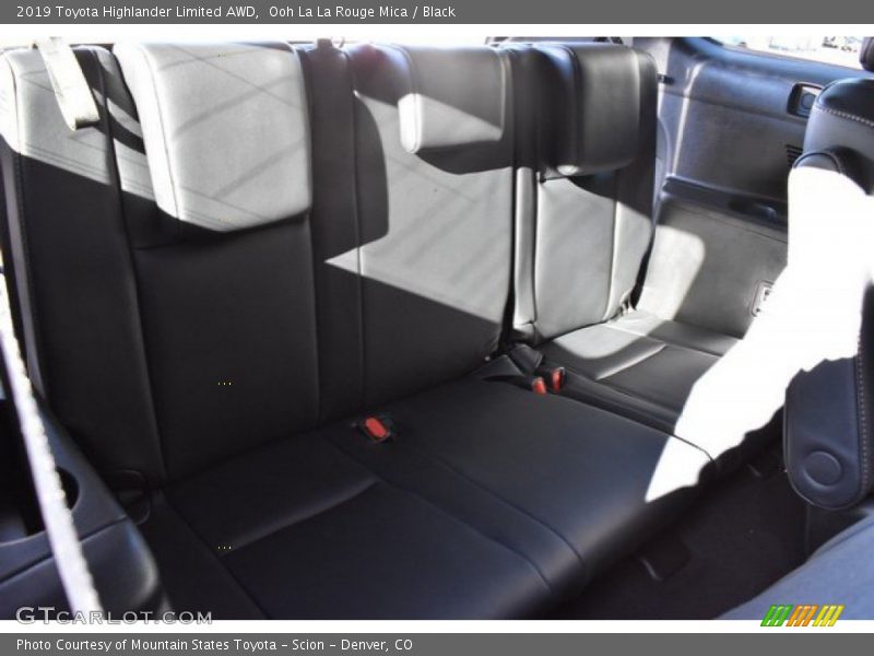 Ooh La La Rouge Mica / Black 2019 Toyota Highlander Limited AWD