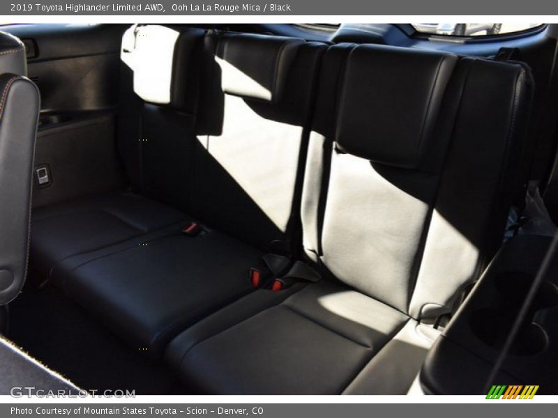 Ooh La La Rouge Mica / Black 2019 Toyota Highlander Limited AWD