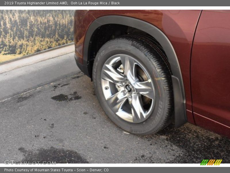 Ooh La La Rouge Mica / Black 2019 Toyota Highlander Limited AWD