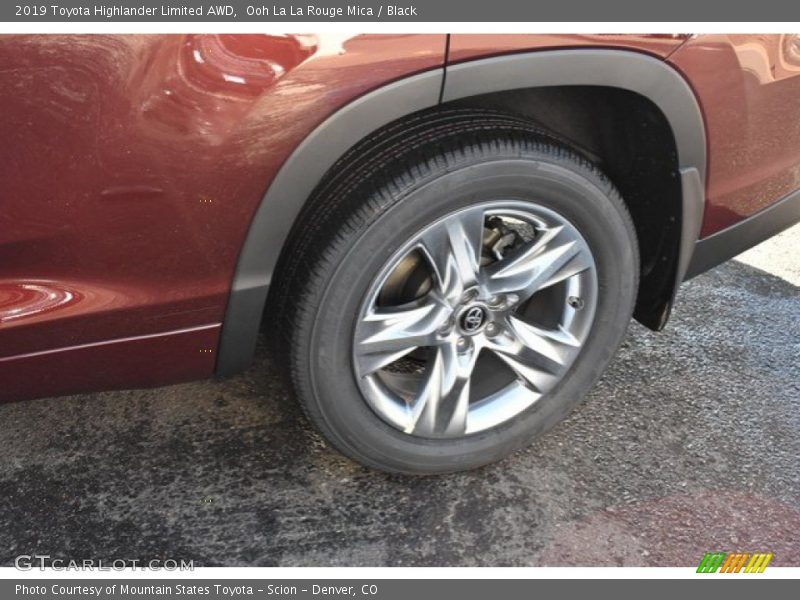 Ooh La La Rouge Mica / Black 2019 Toyota Highlander Limited AWD